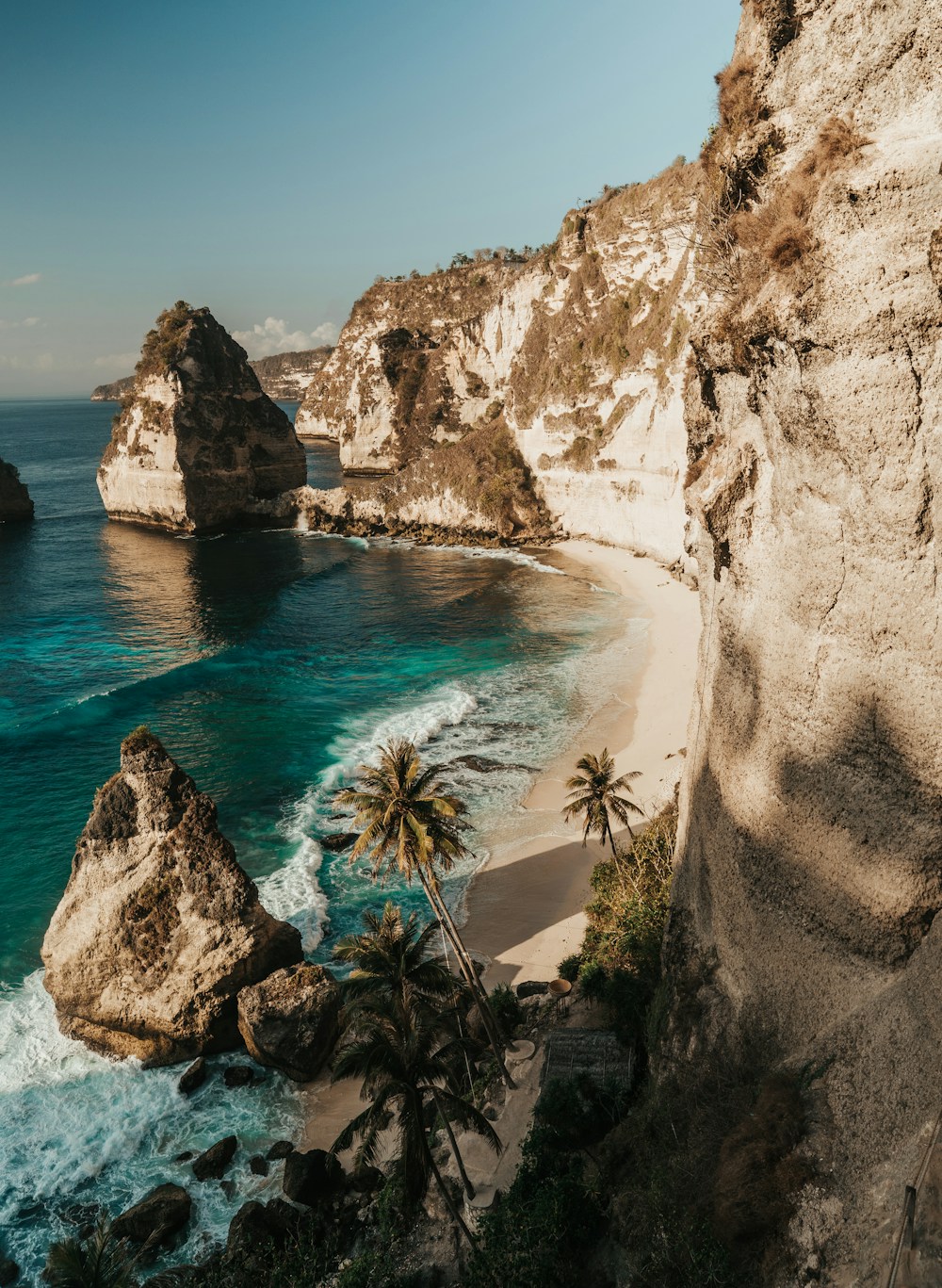 Uluwatu · Ubud · Kuta — inspirasi percutian Bali